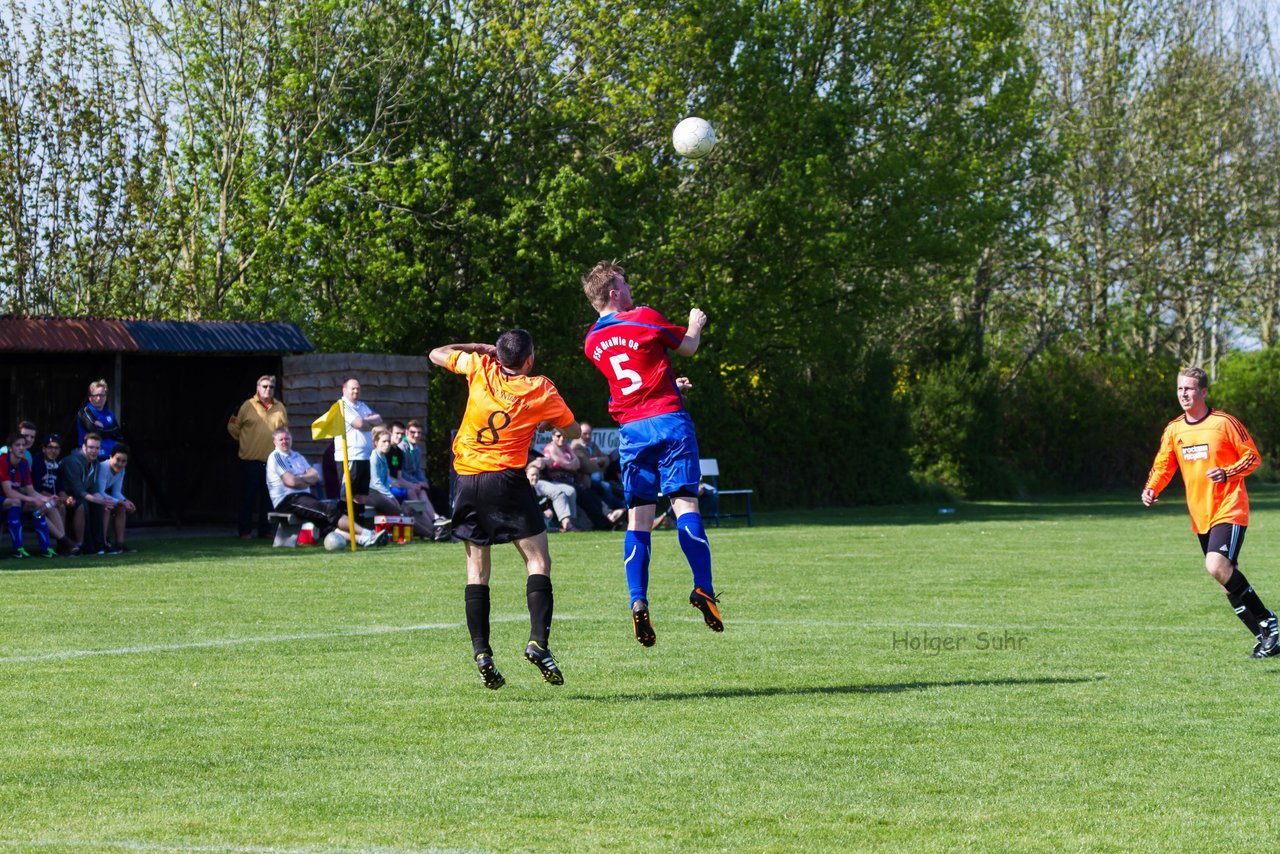 Bild 221 - Herren FSG BraWie 08 - TSV Ntzen : Ergebnis: 1:2